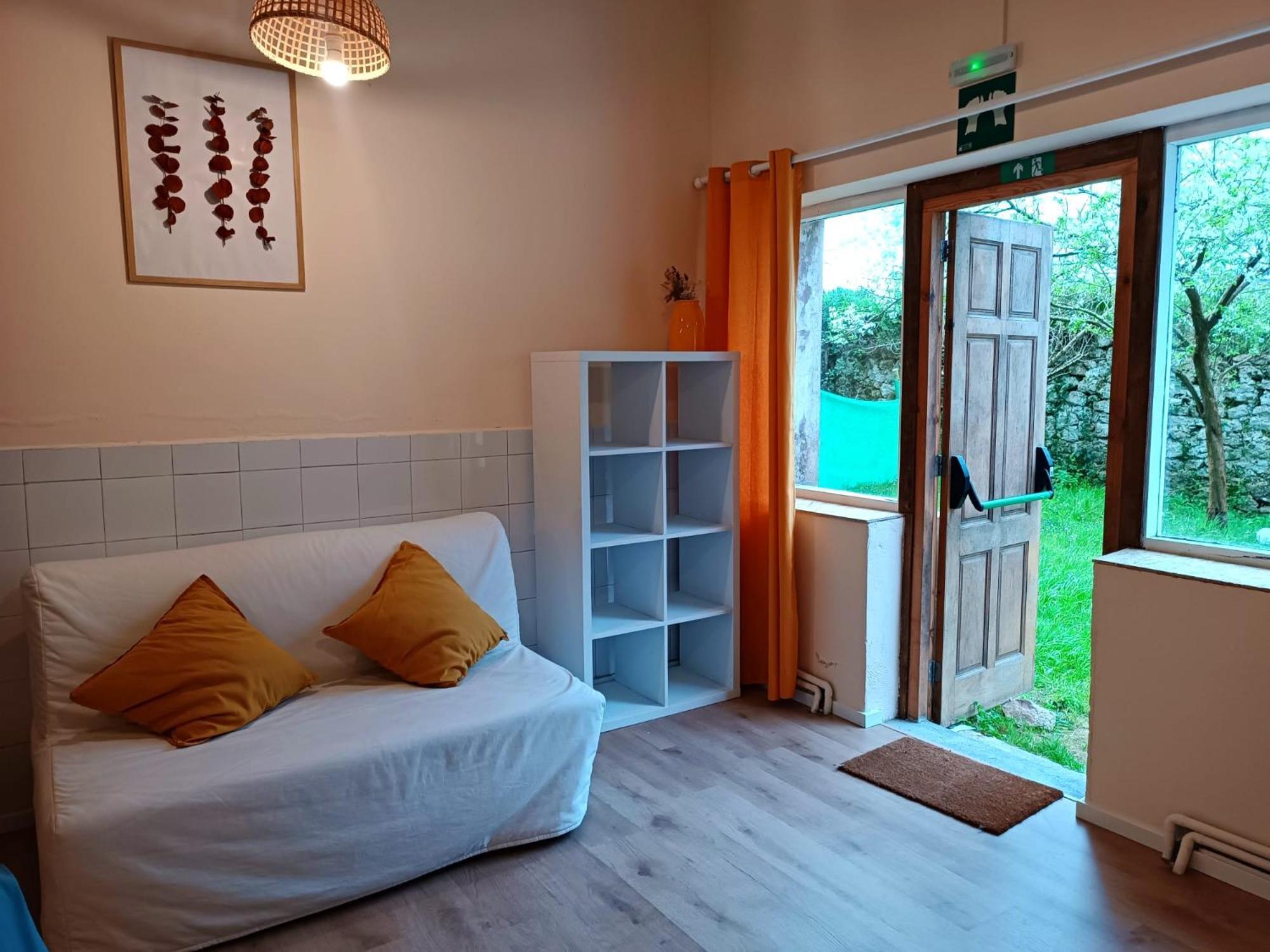 Hostel Nomada Сан-Вісенте-де-ла-Баркера Екстер'єр фото